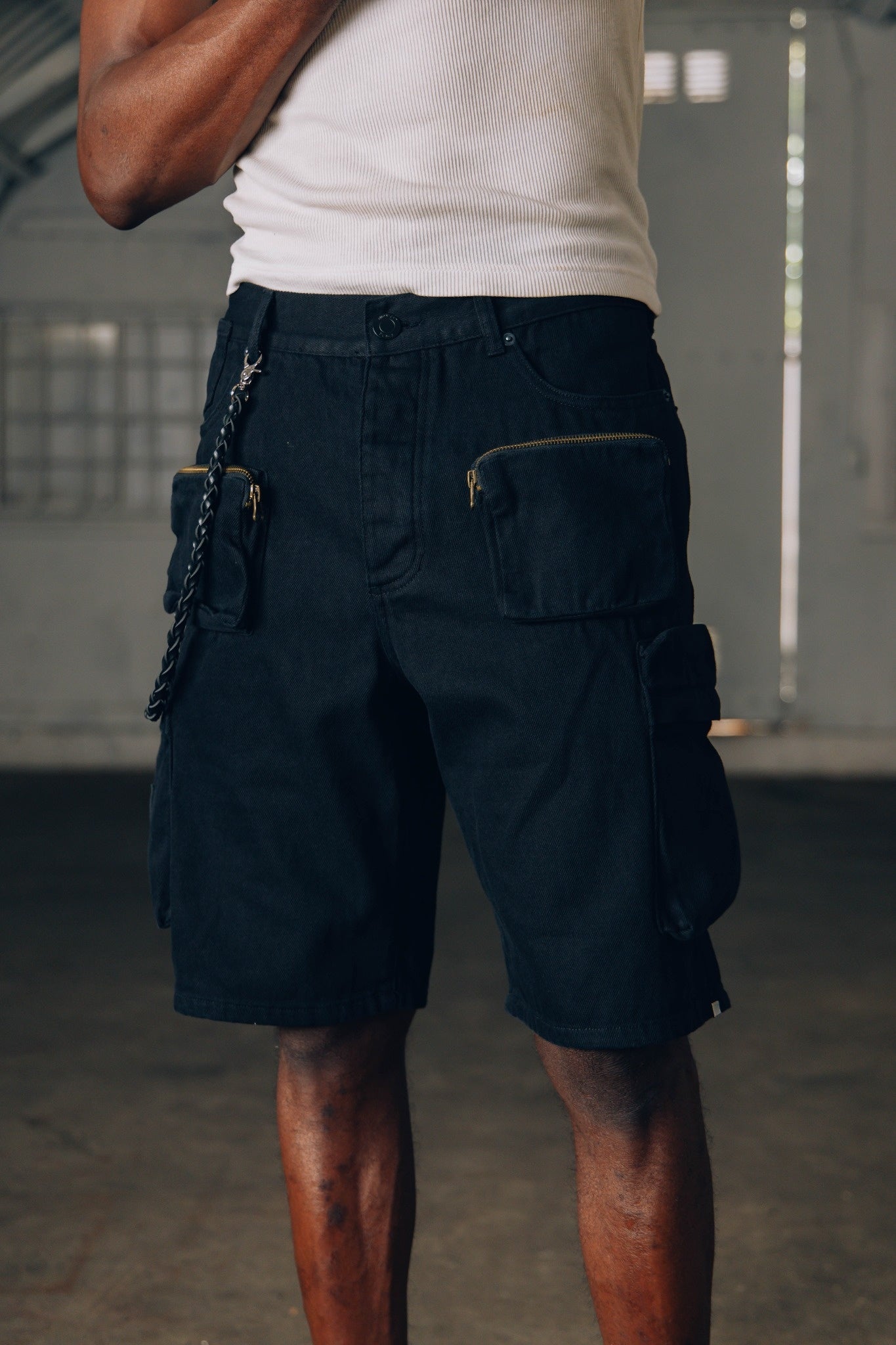 MB-013 CARGO SHORTS