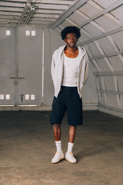 MB-014 STANDARD SHORTS (NO DISTRESS)