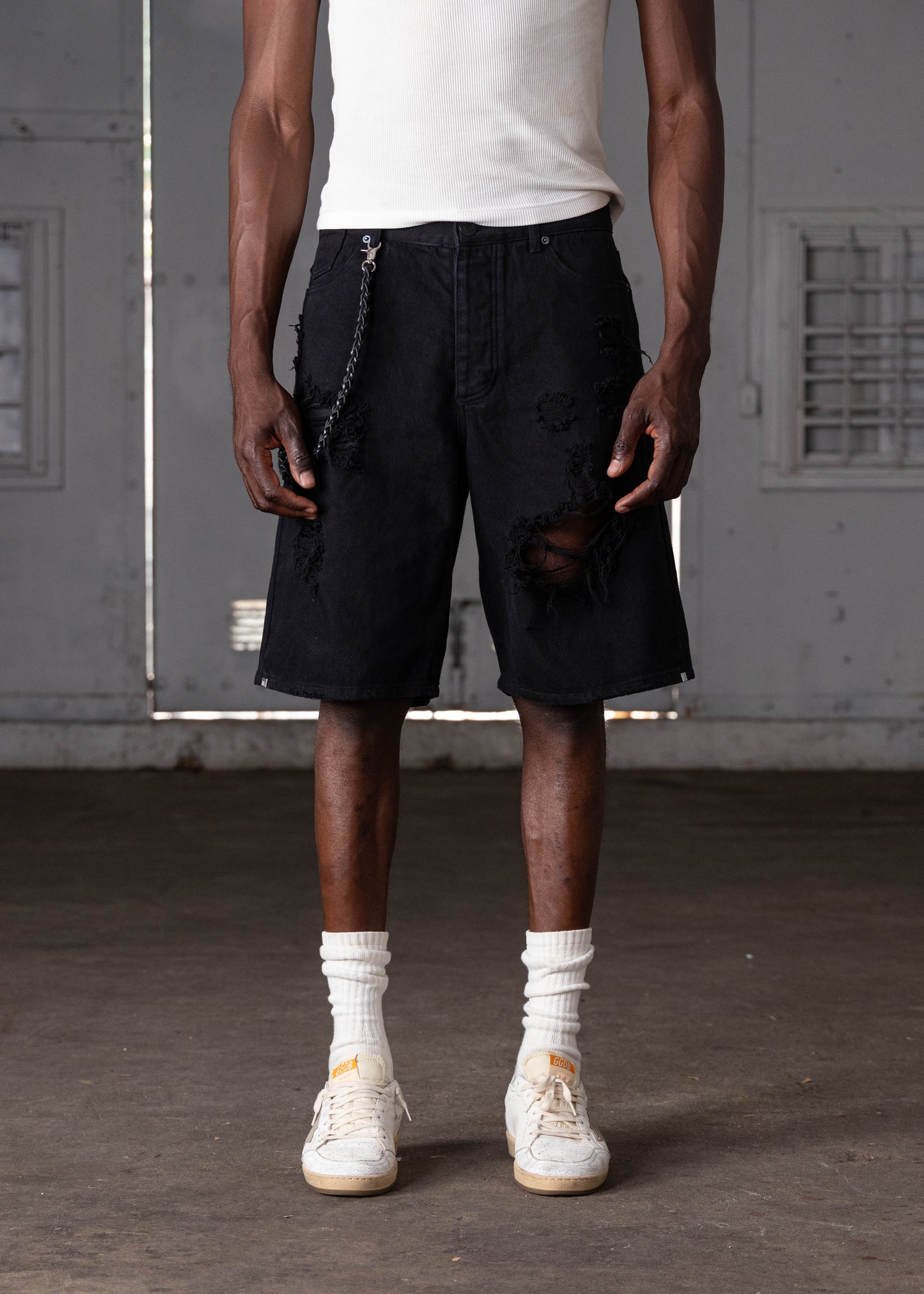MB-011 STANDARD SHORTS (DISTRESS)