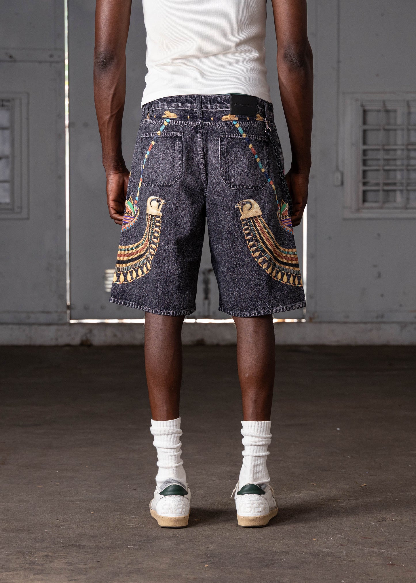 MB-016 PHARAOH SHORTS (WASHED BLACK)
