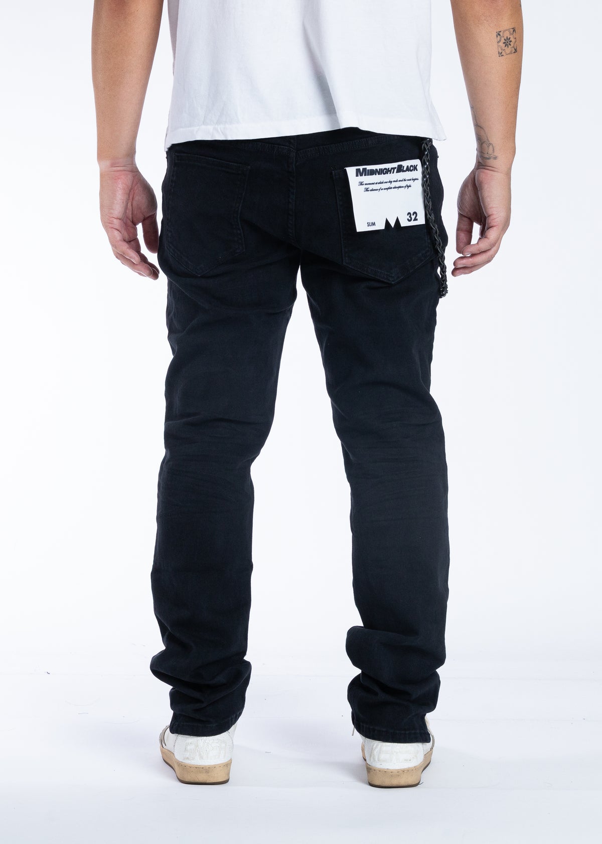 MB-001 (Skinny No Distress)